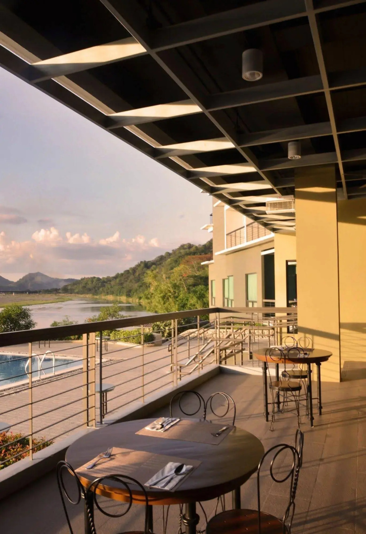 Rivermount Hotel And Resort
