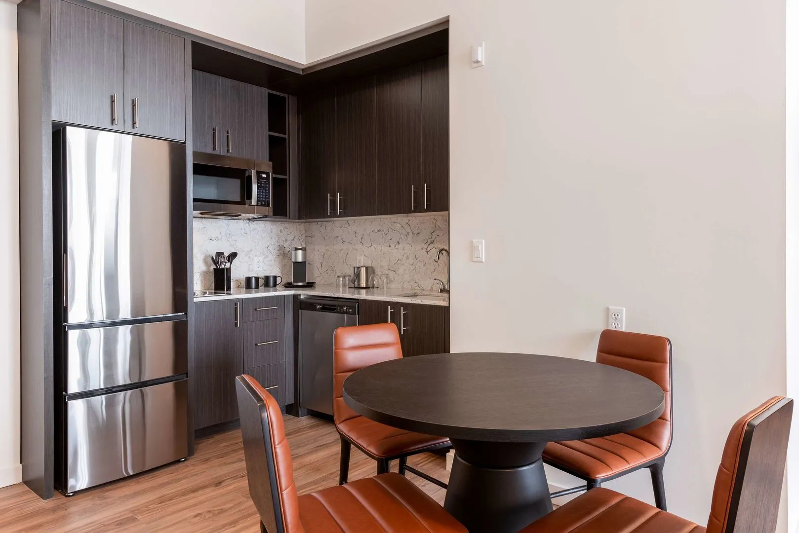 Holman Riverfront Park Hotel Salem, Tapestry by Hilton