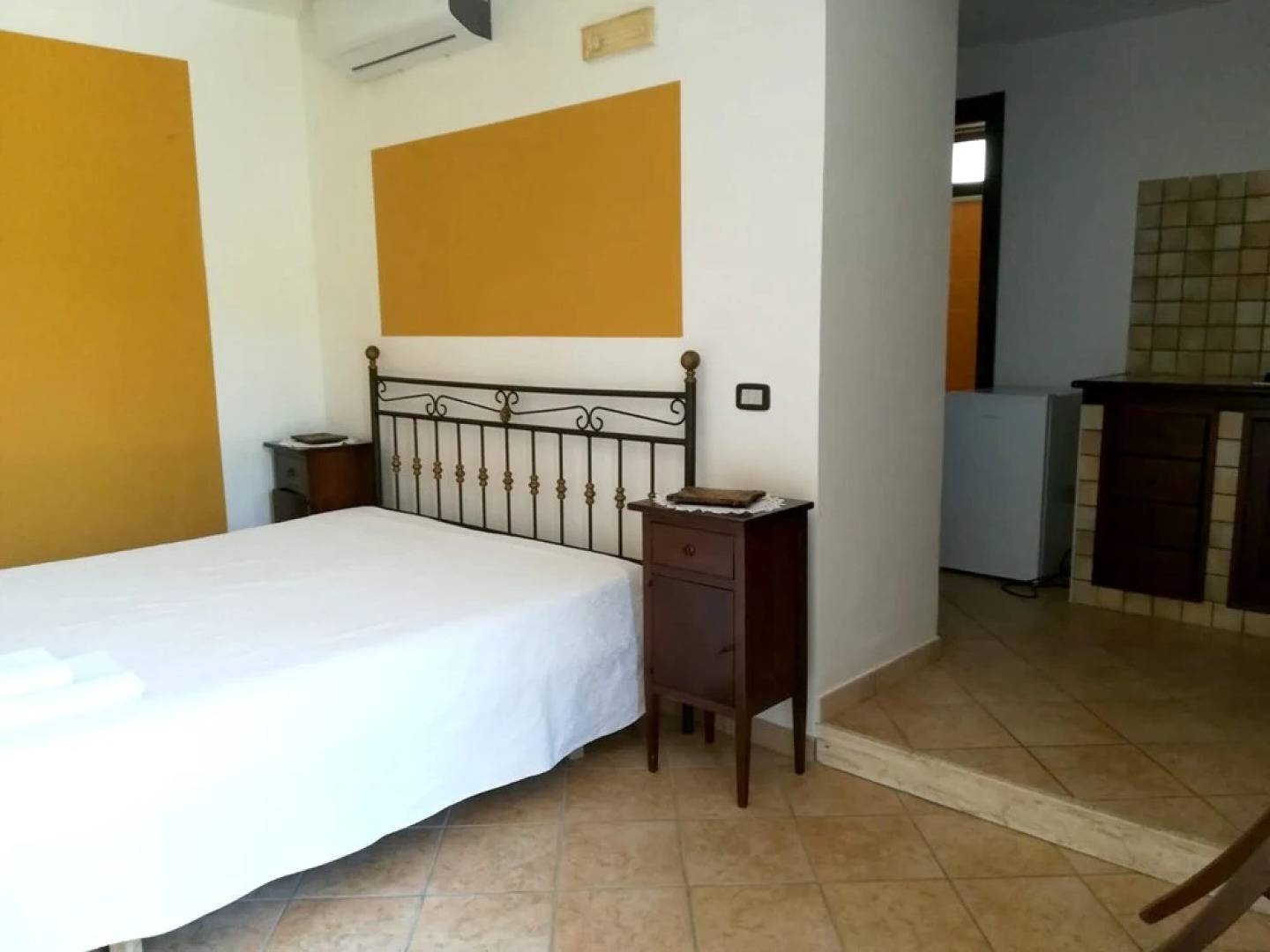 Studio in Ogliastro Cilento, with Wonderful Sea View, Enclosed Garden And Wifi - 10 Km From the Beach