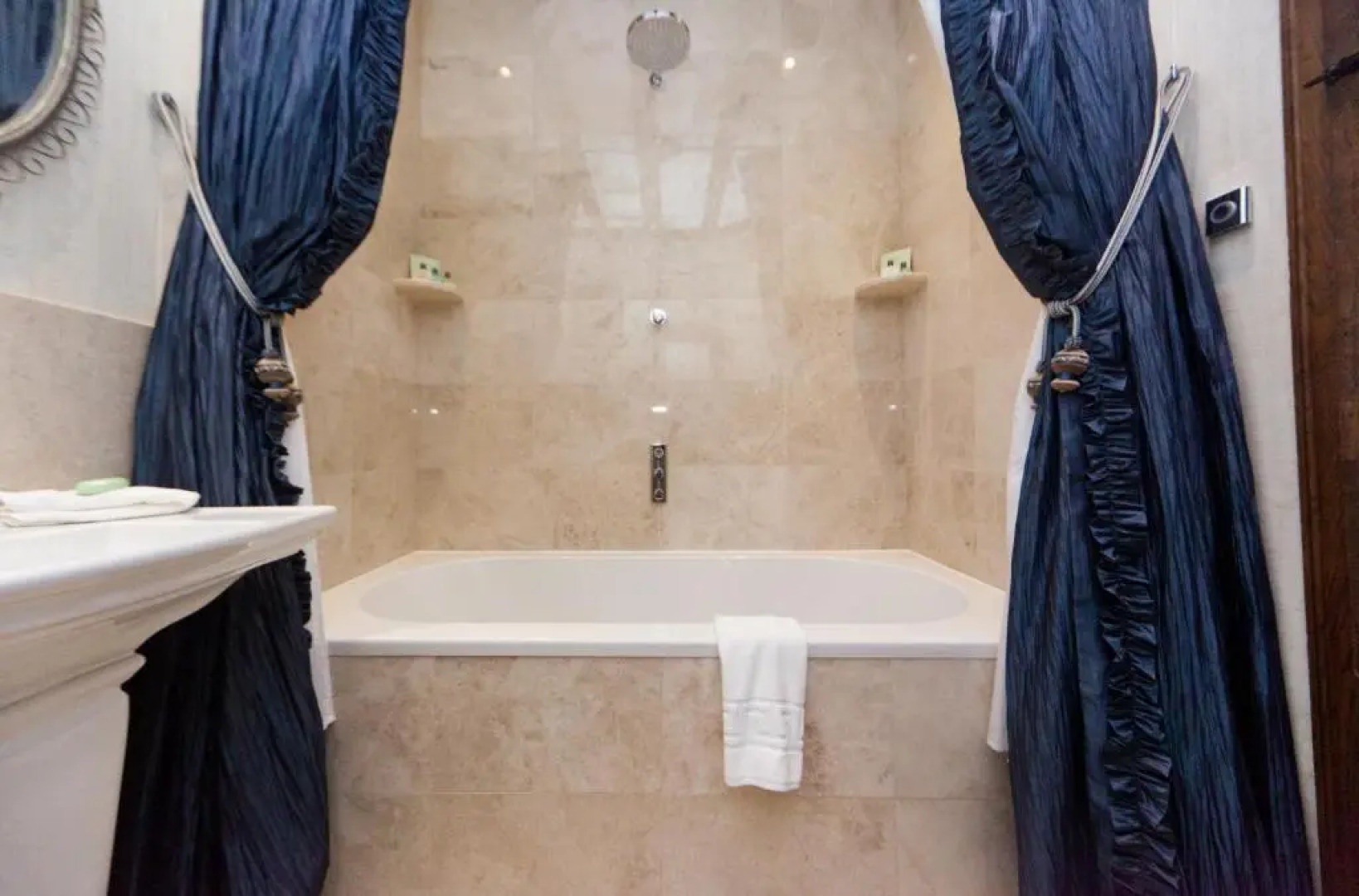 Hever Castle Luxury Bed and Breakfast