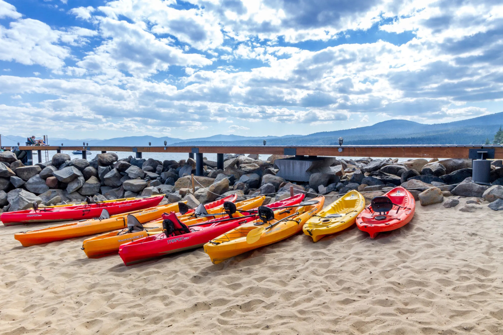 Red Wolf Lakeside Lodge