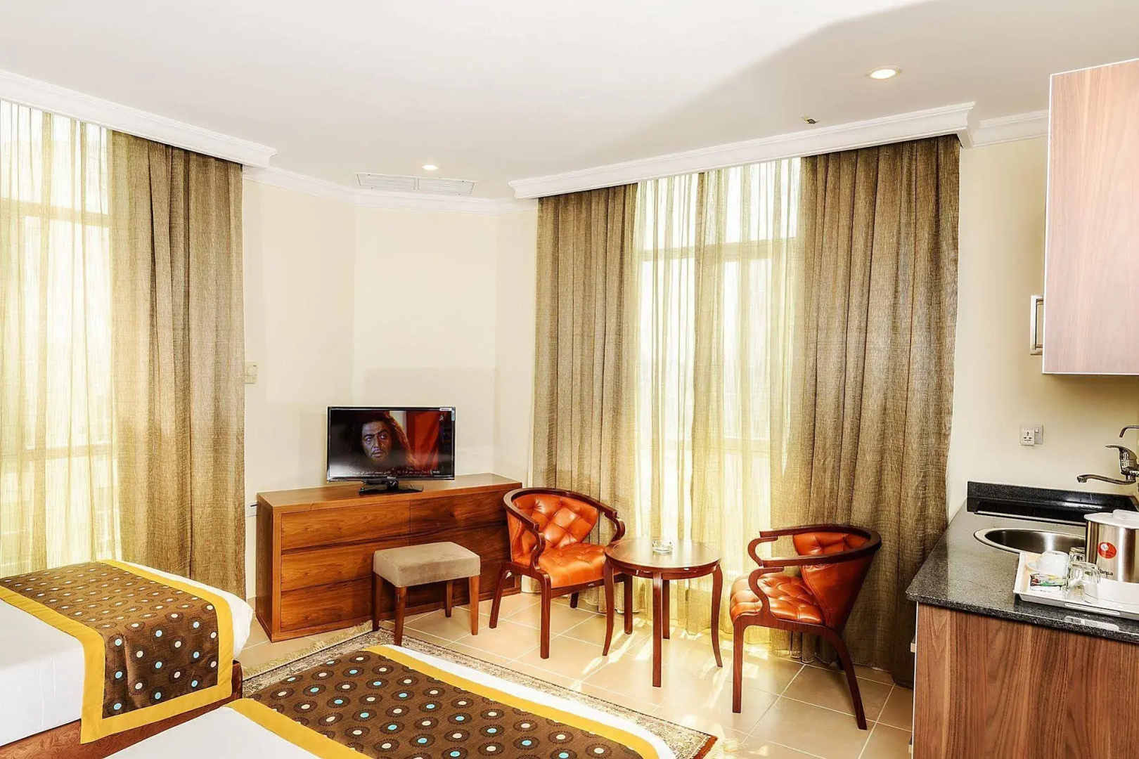 Bravo Royal Hotel Suite