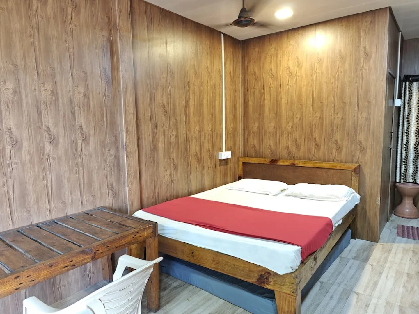 IORA Cottages