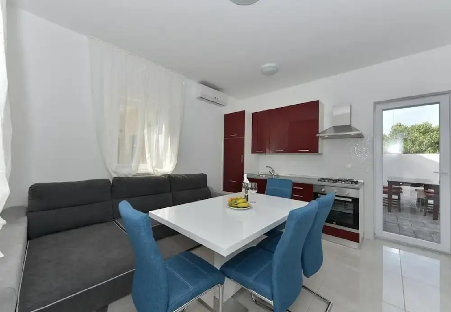 Ani 1 - With Pool - H