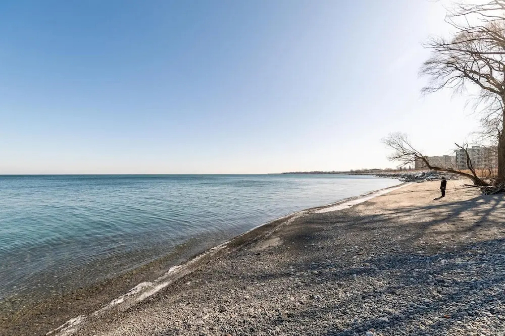 4BR 3BA Townhouse on Lake Ontario Free Parking Gym