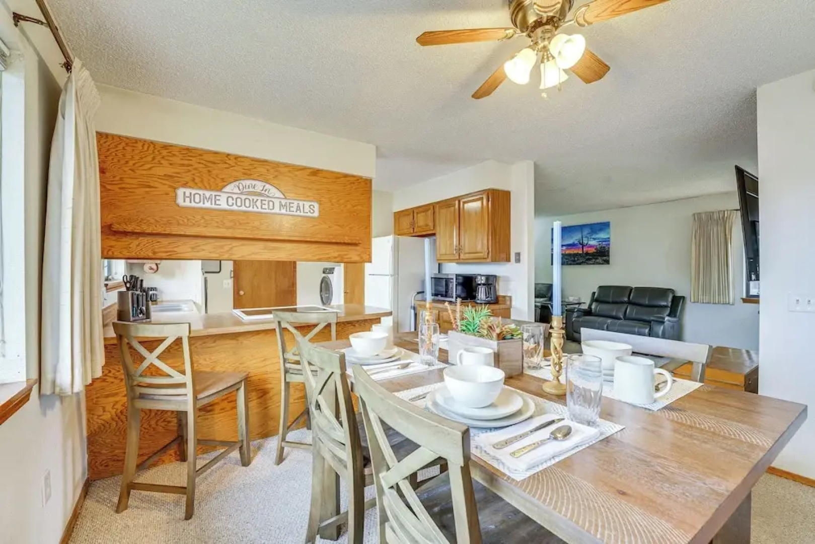 Downtown Delta Condo ~ 34 Mi to Black Canyon!