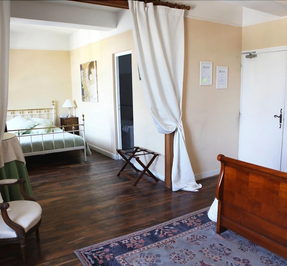 La Lucarne Aux Chouettes