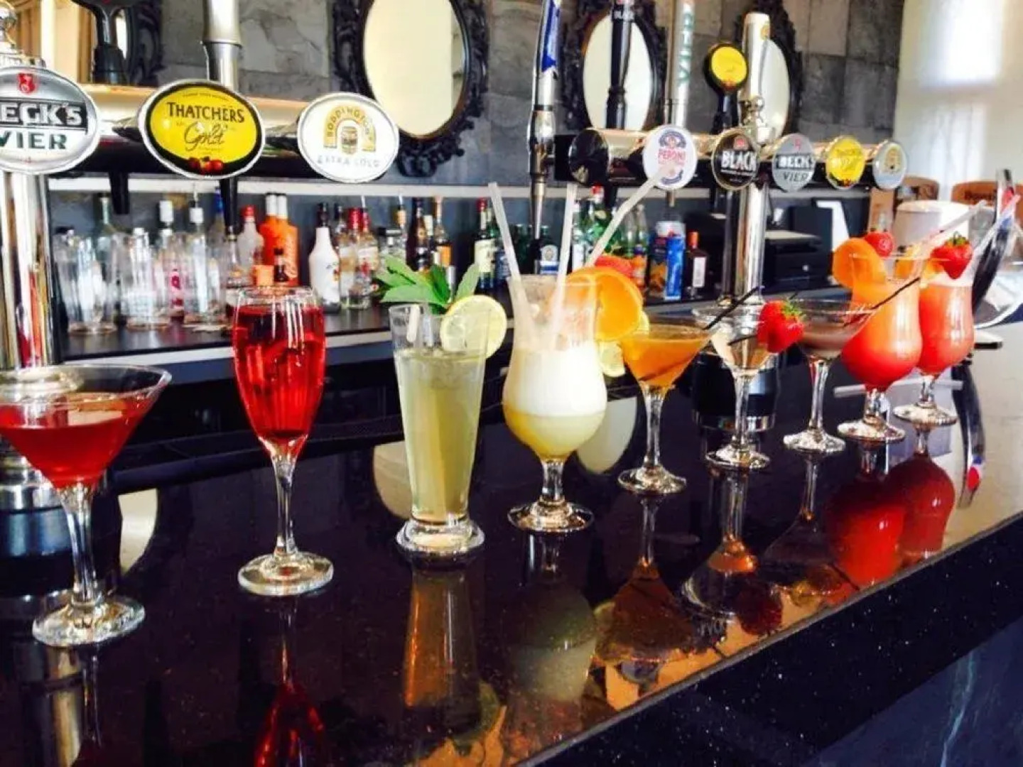 Mansfield Manor Hotel