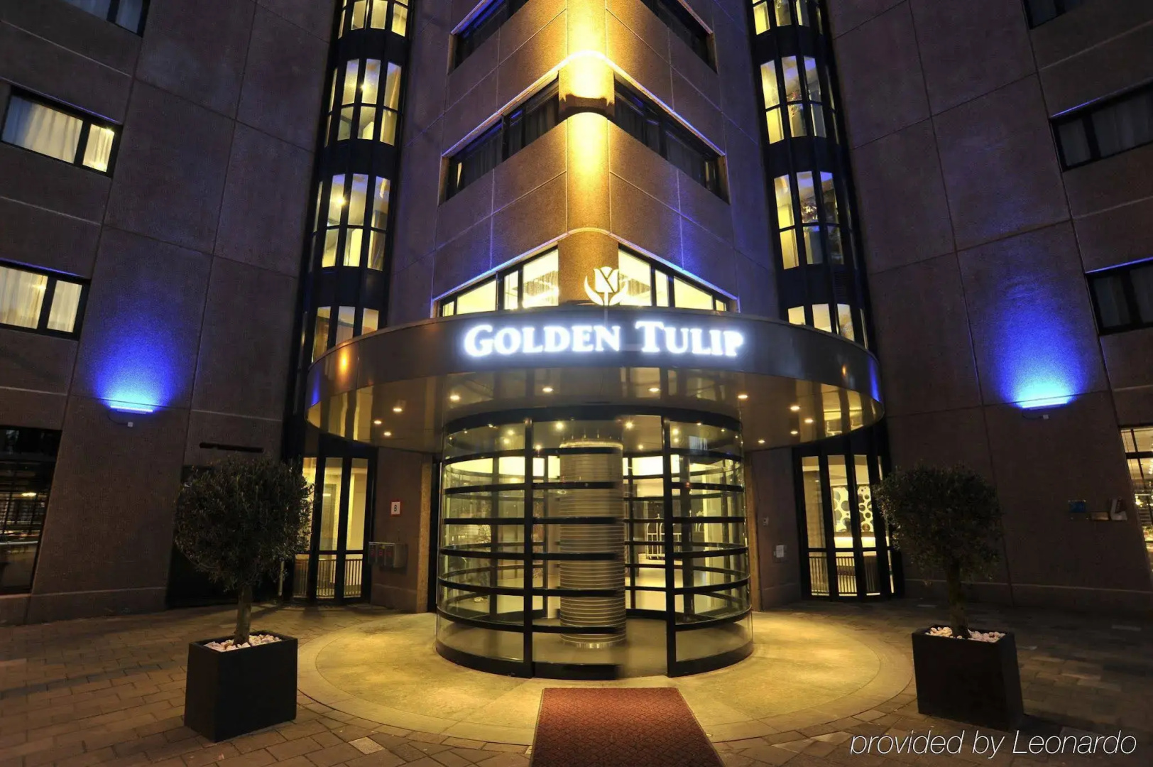 XO Hotels Park West