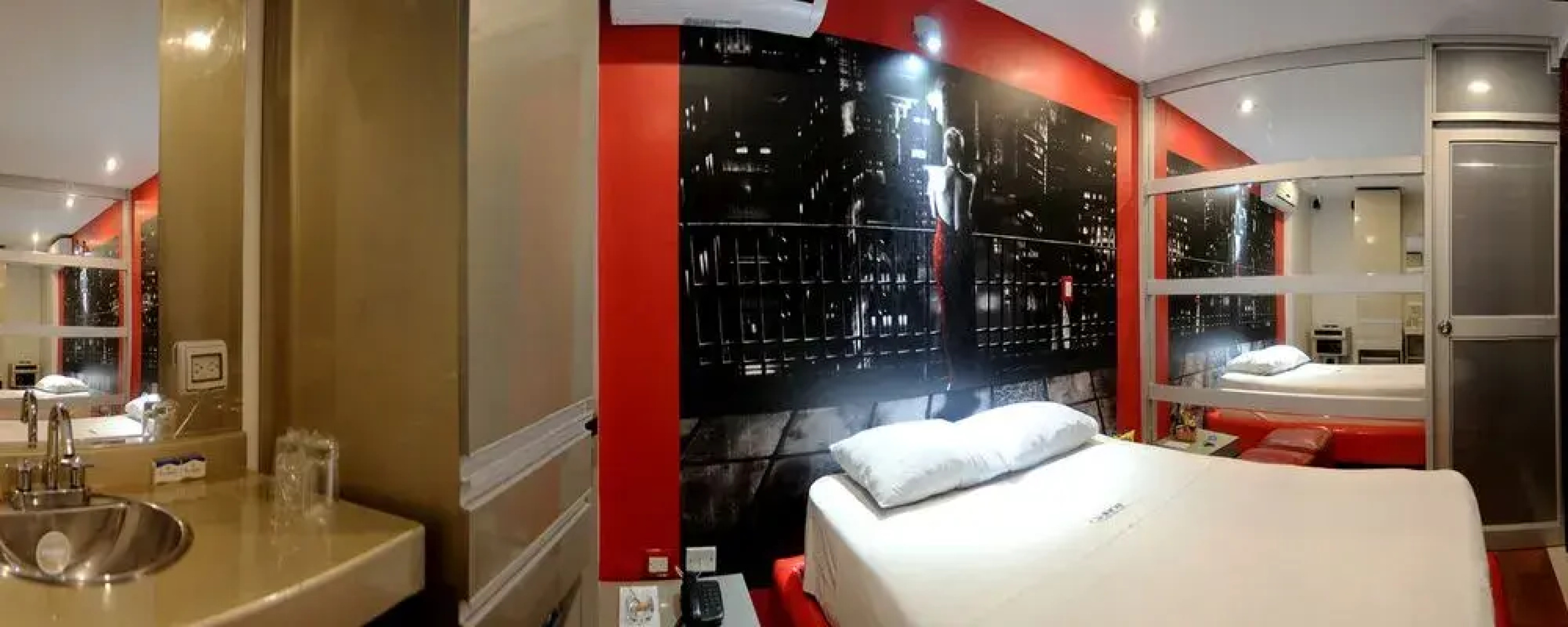 Qollana Business Hotel