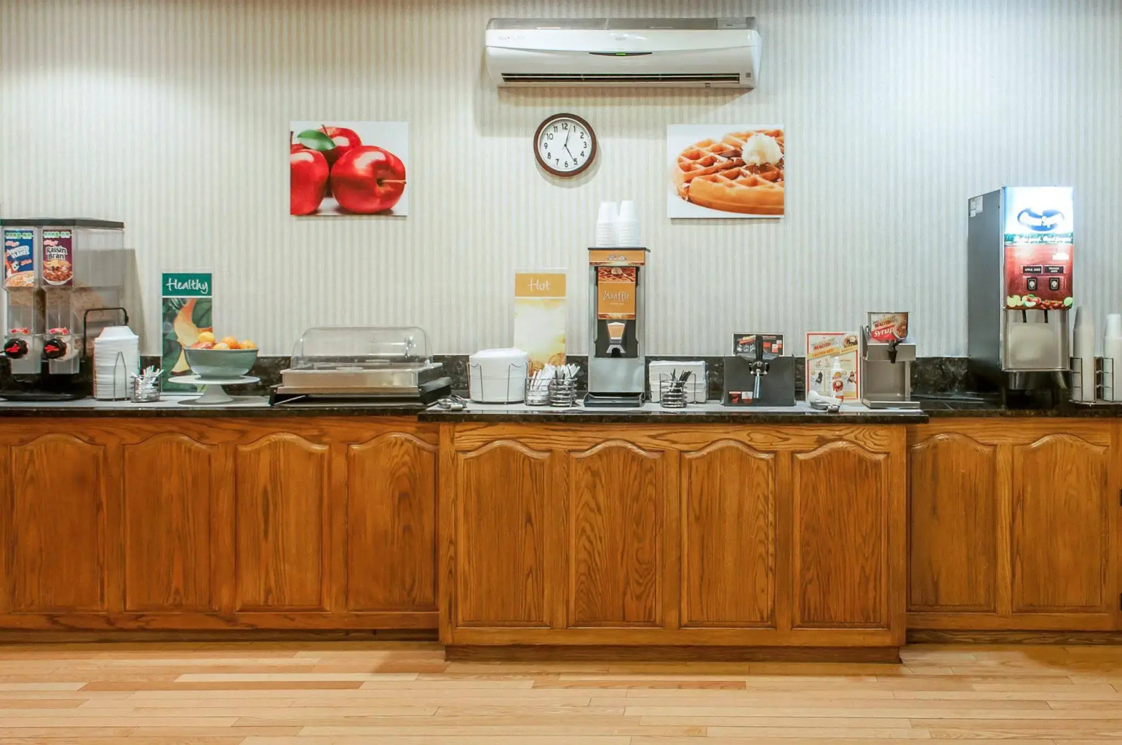 Quality Inn & Suites Grants - I-40