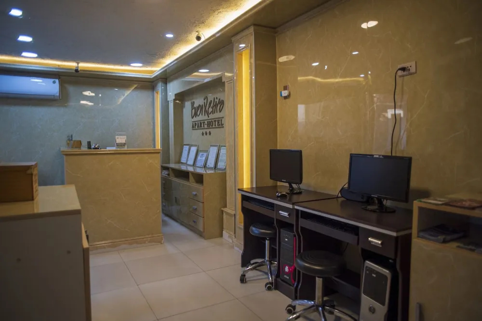 Apart Hotel Buen Retiro