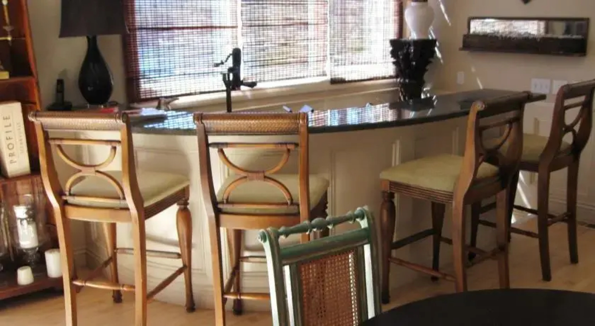 North Shore Road House