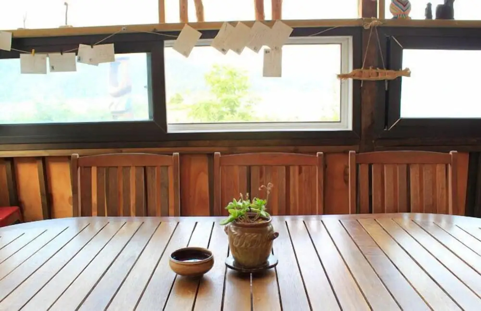 White House on the Hill HayanZip