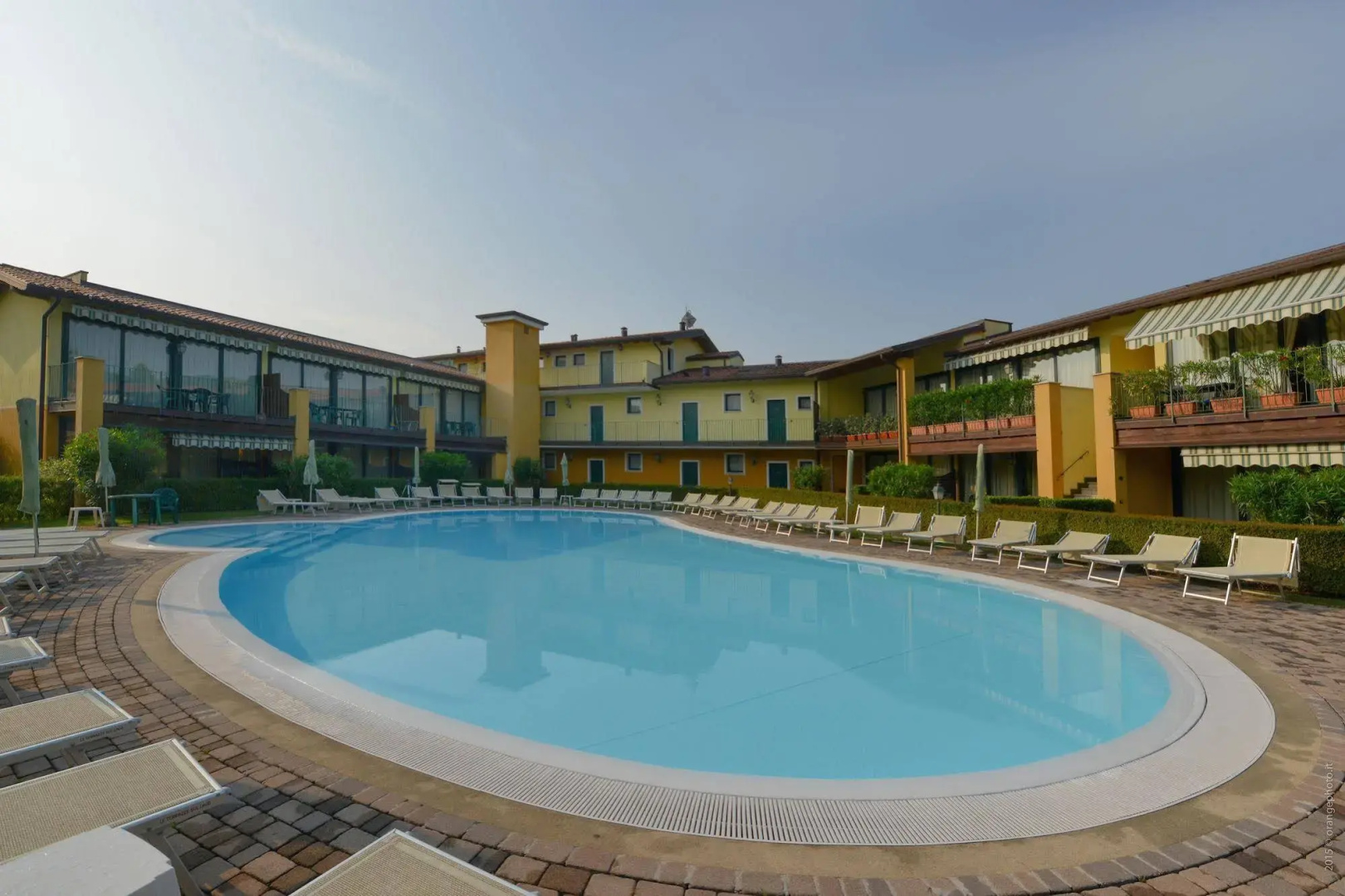 Le Terrazze Sul Lago Residence & Hotel