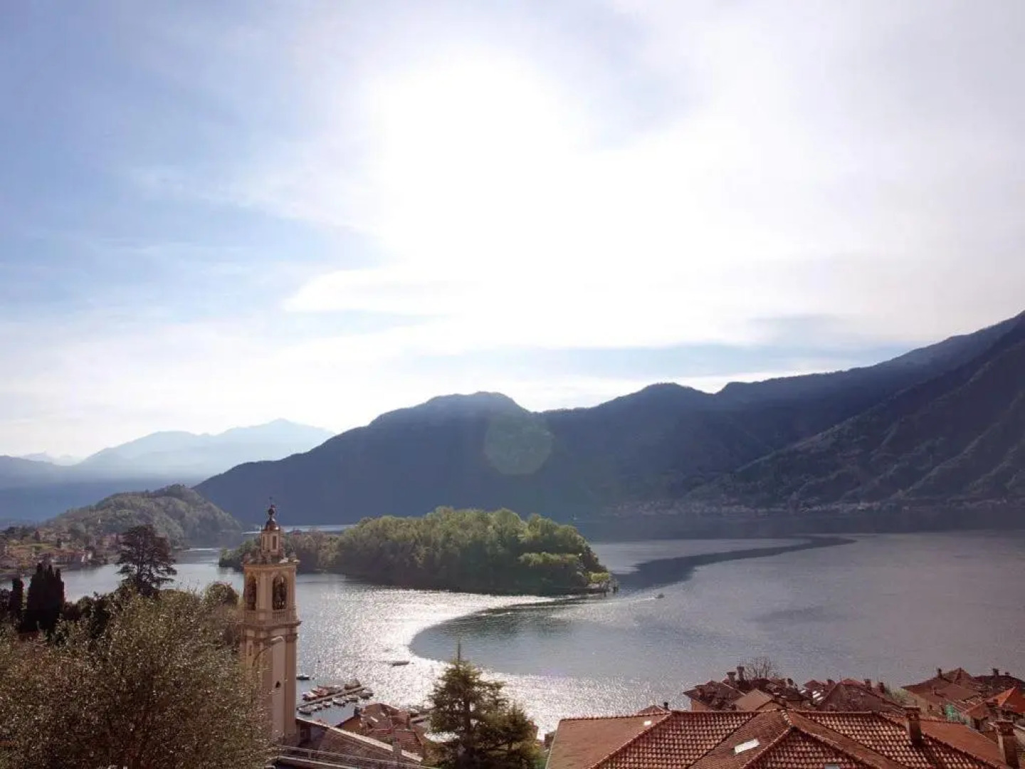 Sala Comacina Apartment No 1 (Sleeps 10)