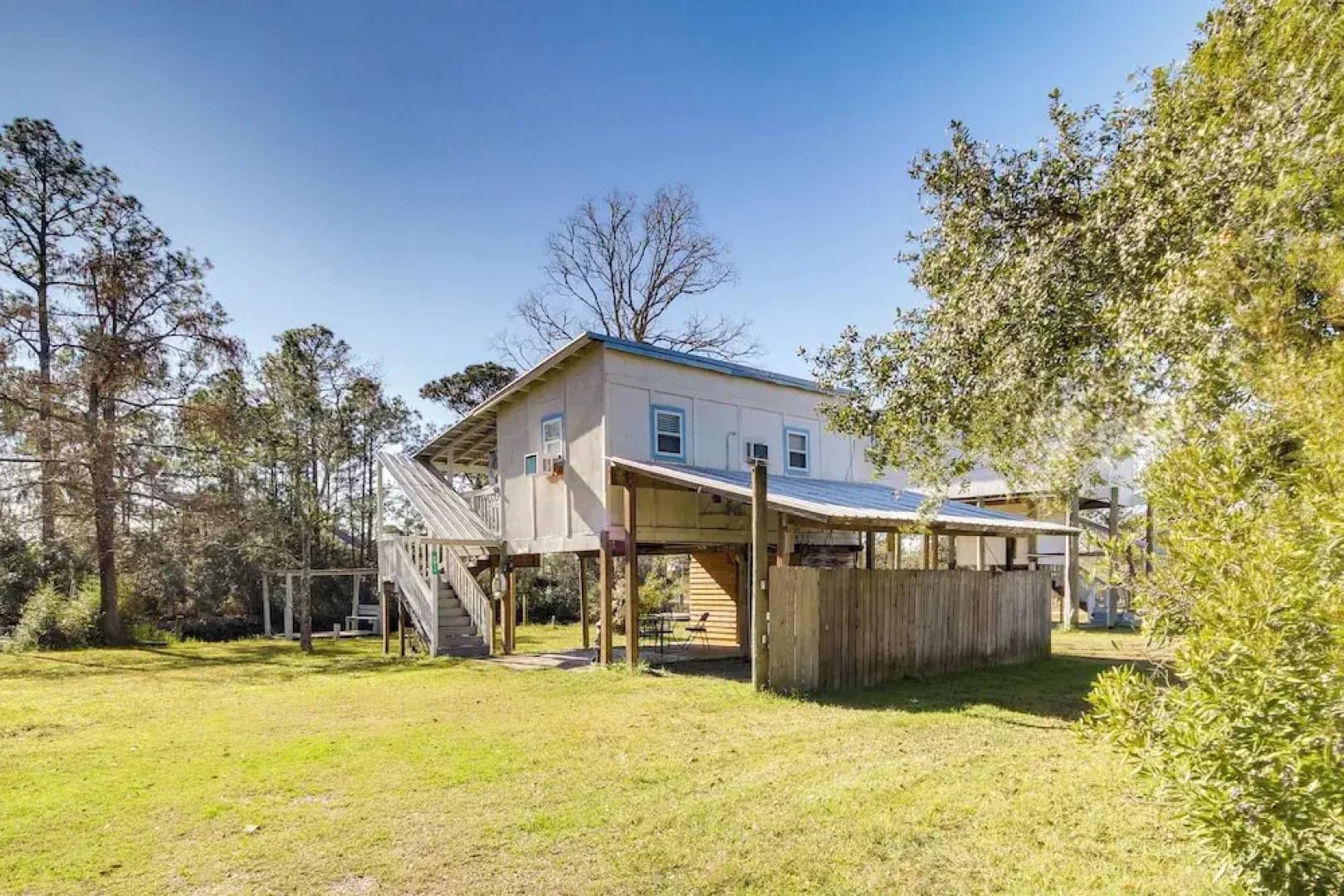 Studio ~ 5 Mi to Waveland Beach & Pier!