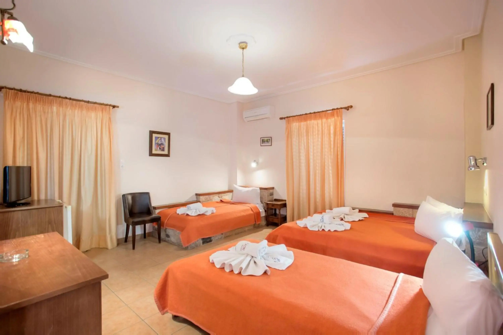 Aktaion Hotel