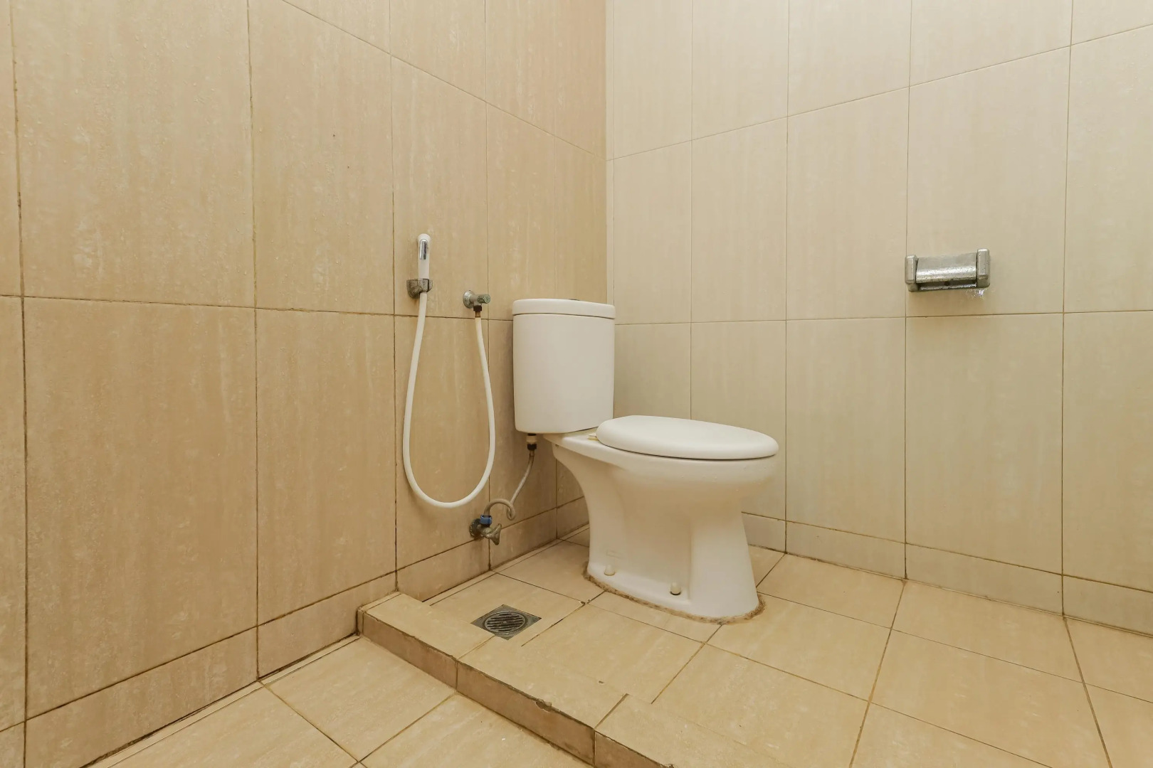 RedDoorz near Juanda Airport T1