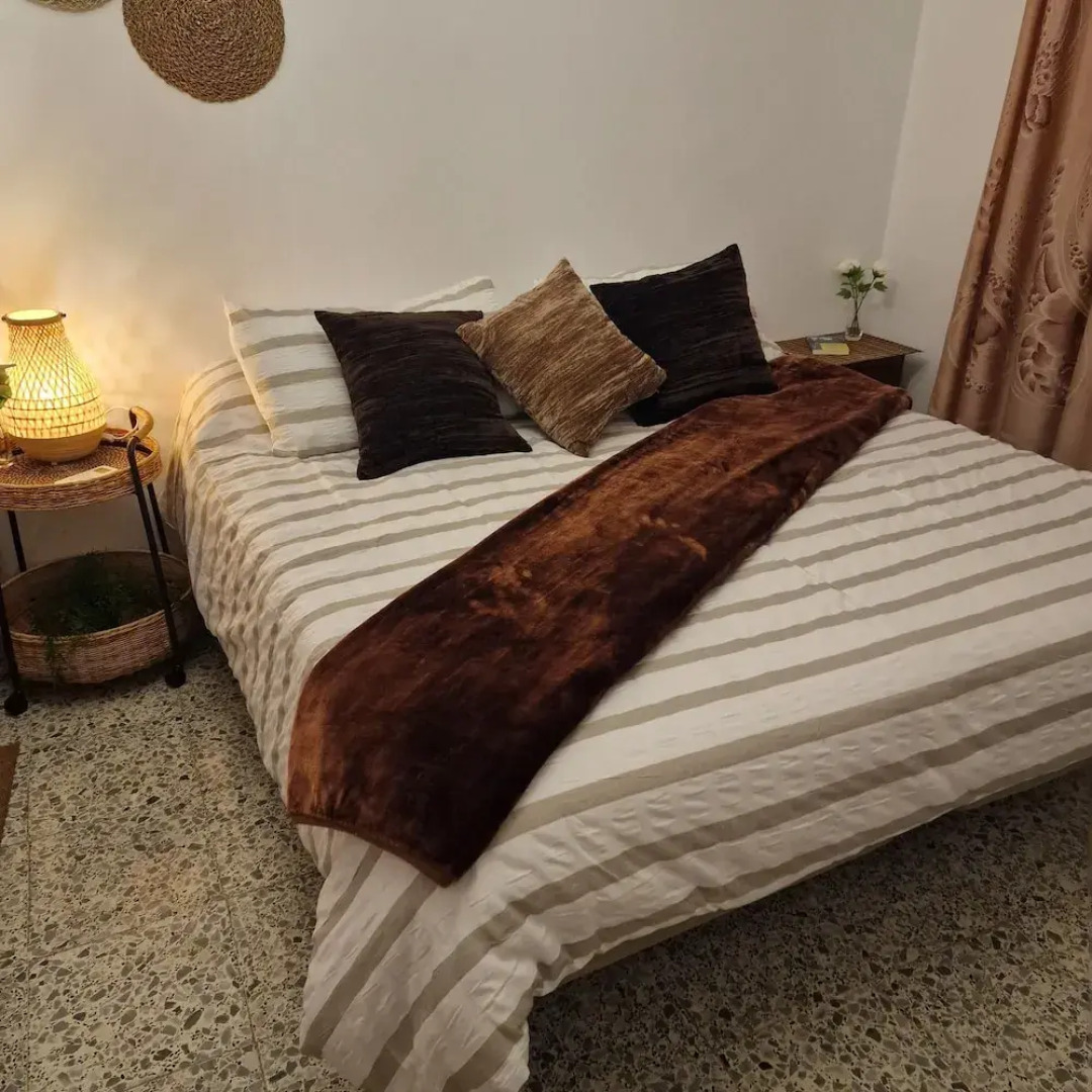 Room-village House Laverdura