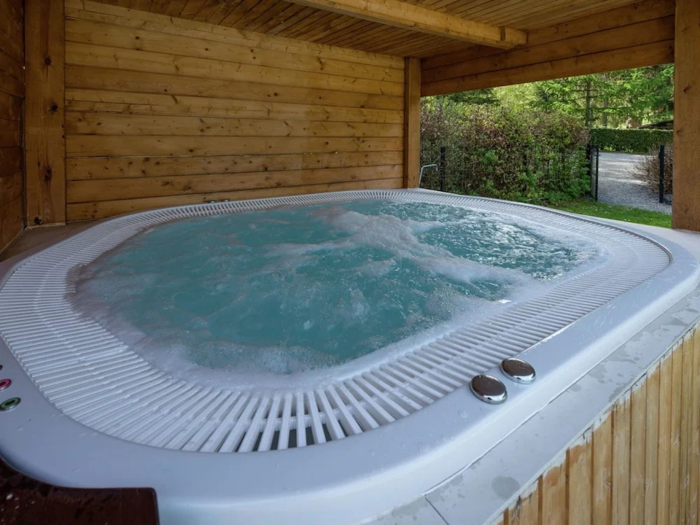 Magnificent Mansion with Sauna & Hot Tub in Libin