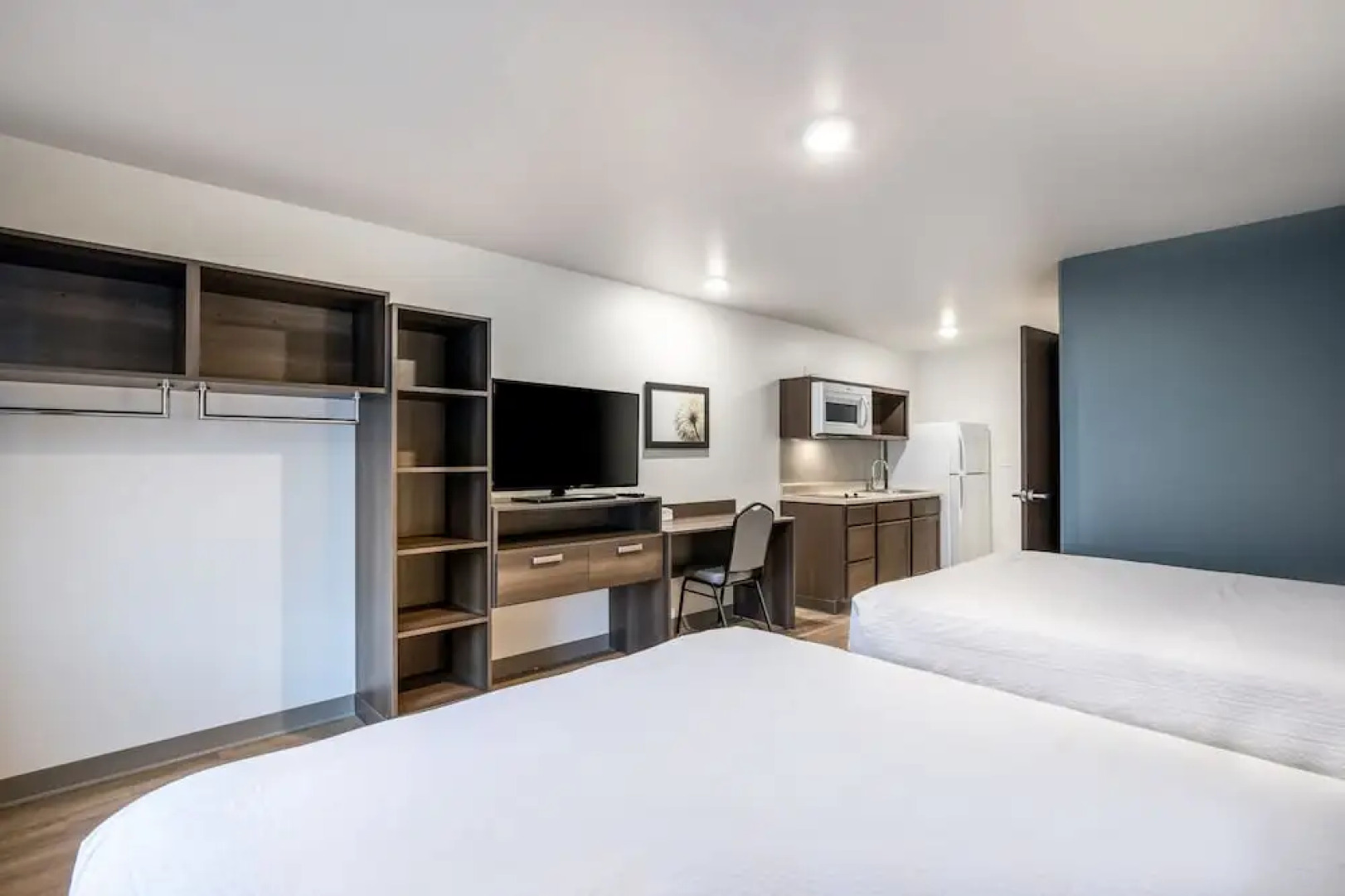 WoodSpring Suites Libertyville - Chicago