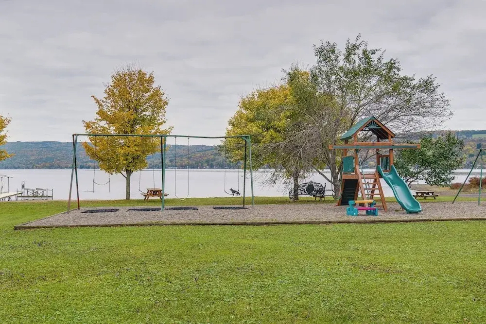 Pet-friendly Honeoye Cottage Rental: Walk to Lake!