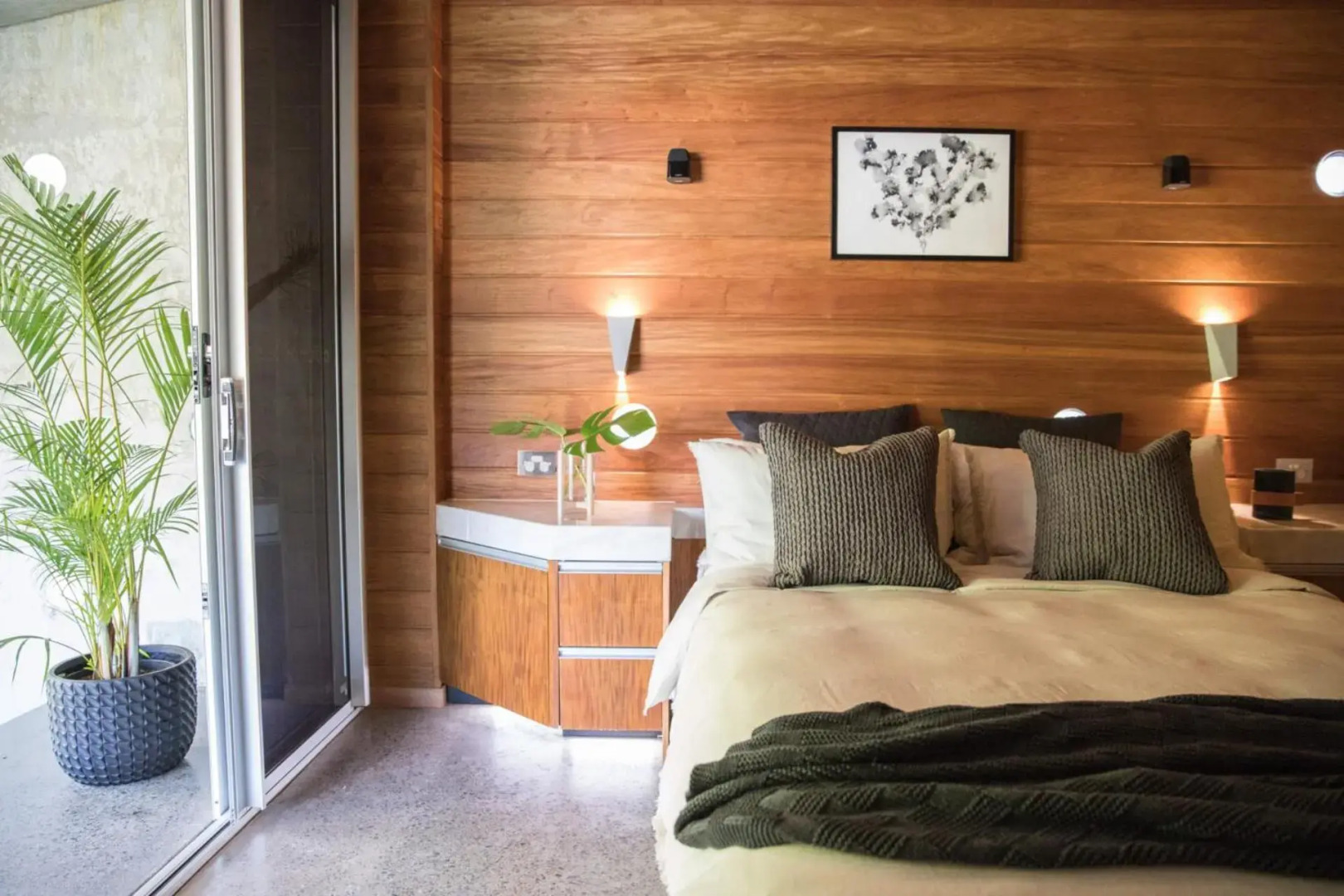 Alkira Award Winning Luxury Beachfront Rainforest Holiday House