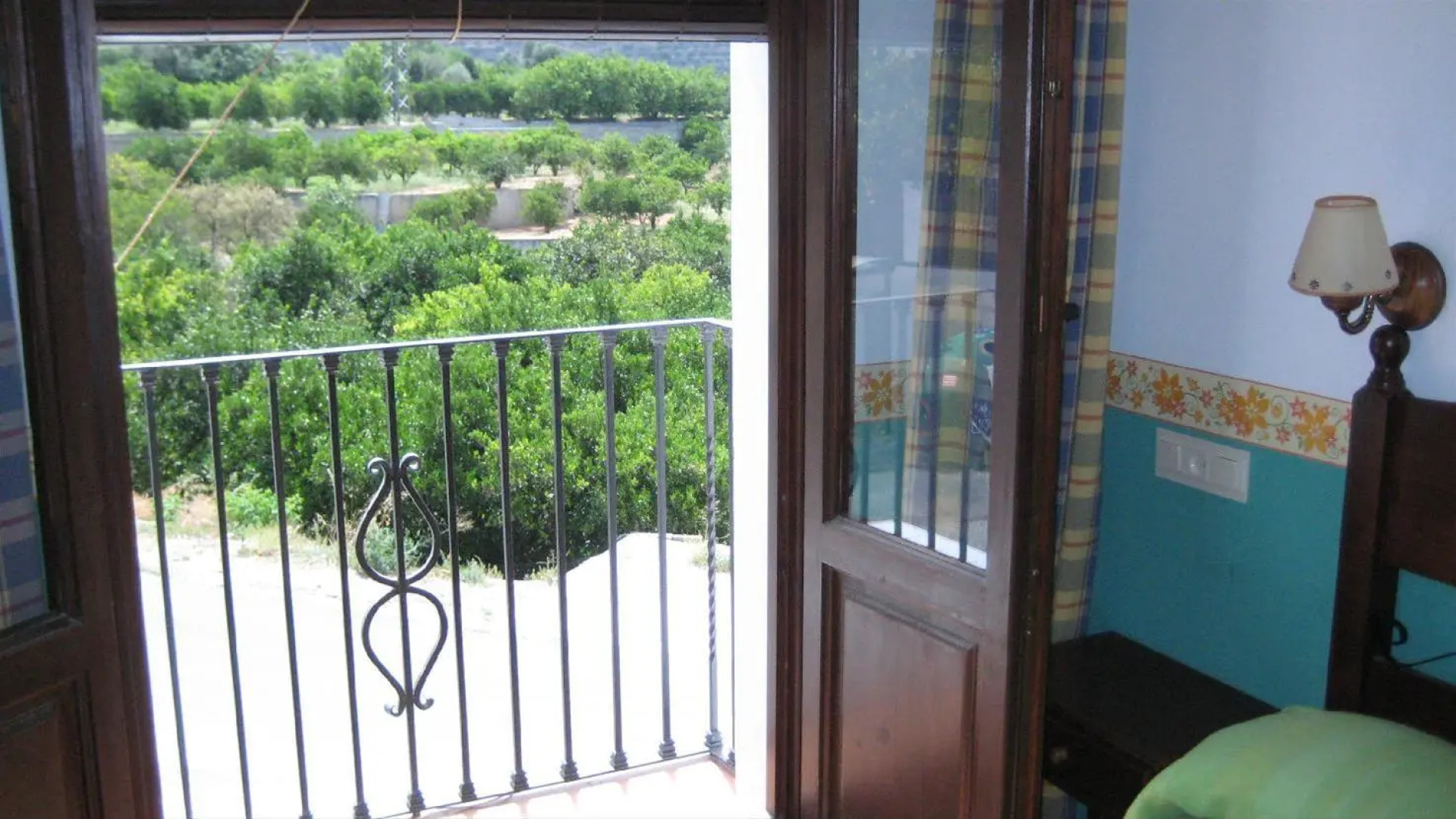 Hostal y Apartamento Rural Los Naranjos