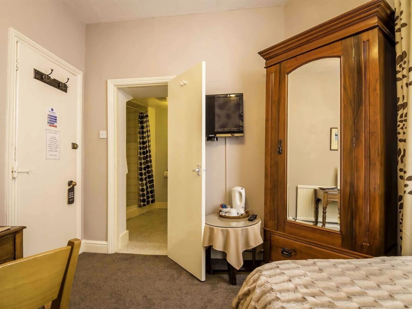 The Mount Pleasant Hotel