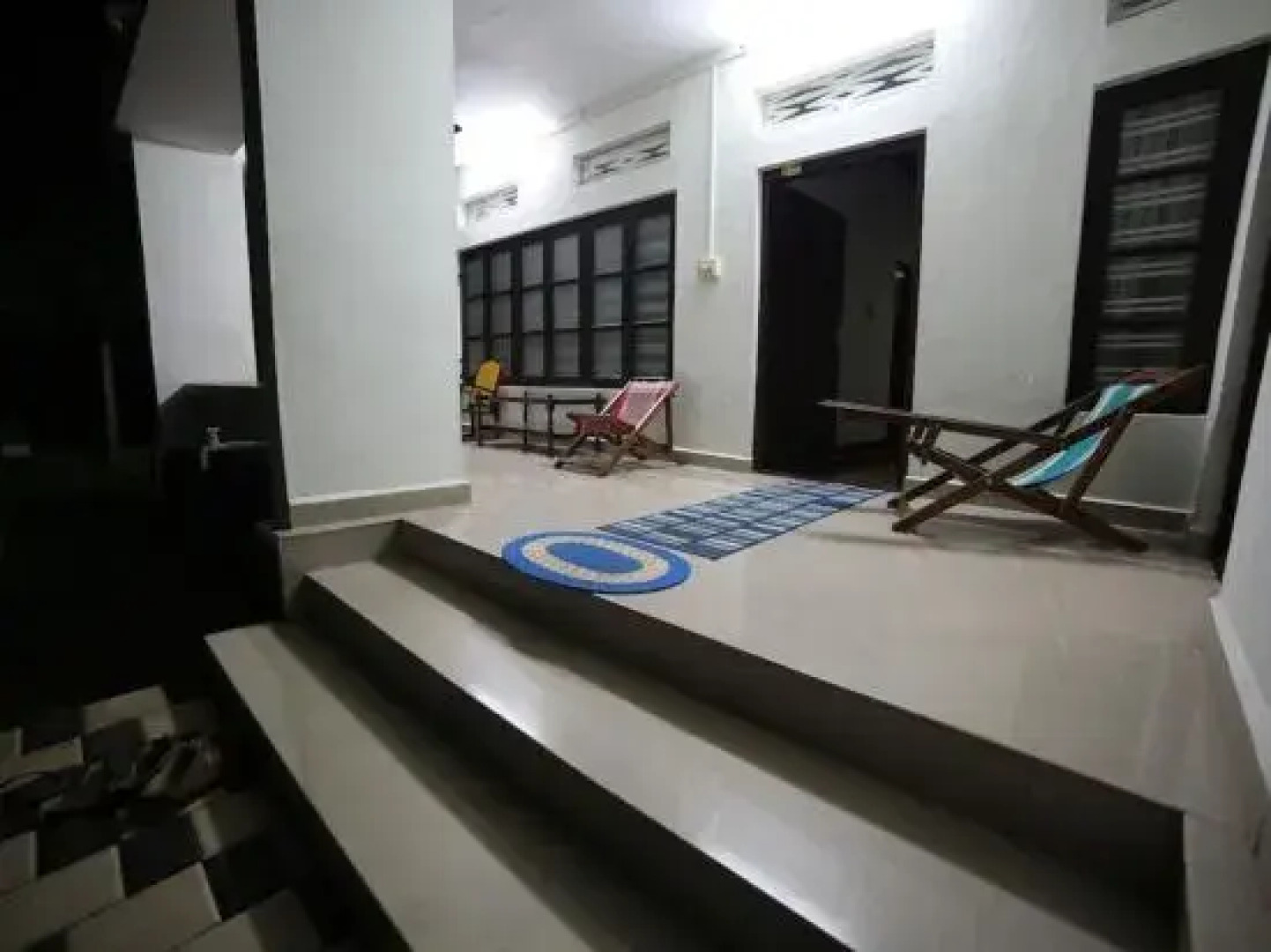 Aqualillies Home Stay