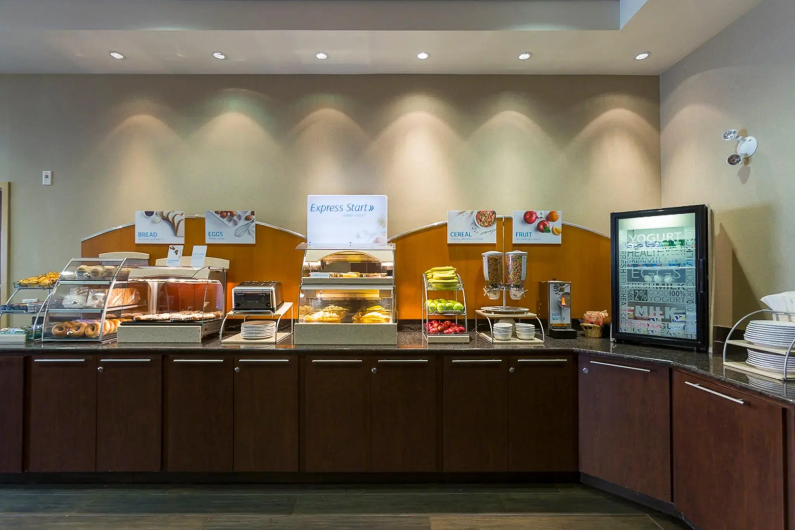 Holiday Inn Express Hotel & Suites Riverport Richmond by IHG