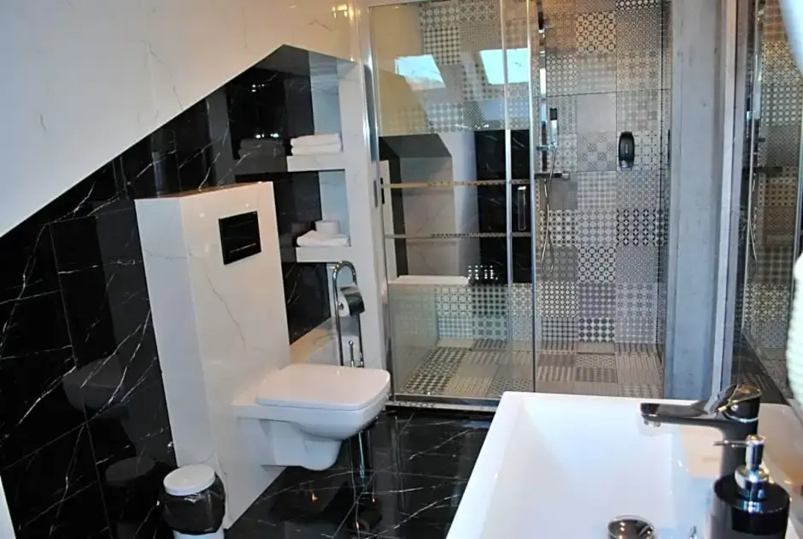 Nata Pokoje Gościnne Restauracja