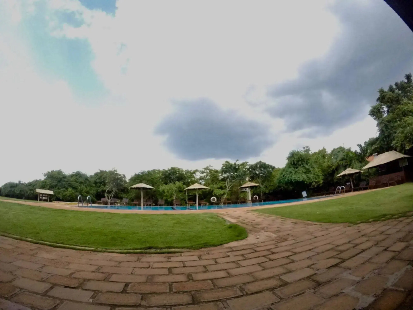 Camellia Resort and Spa