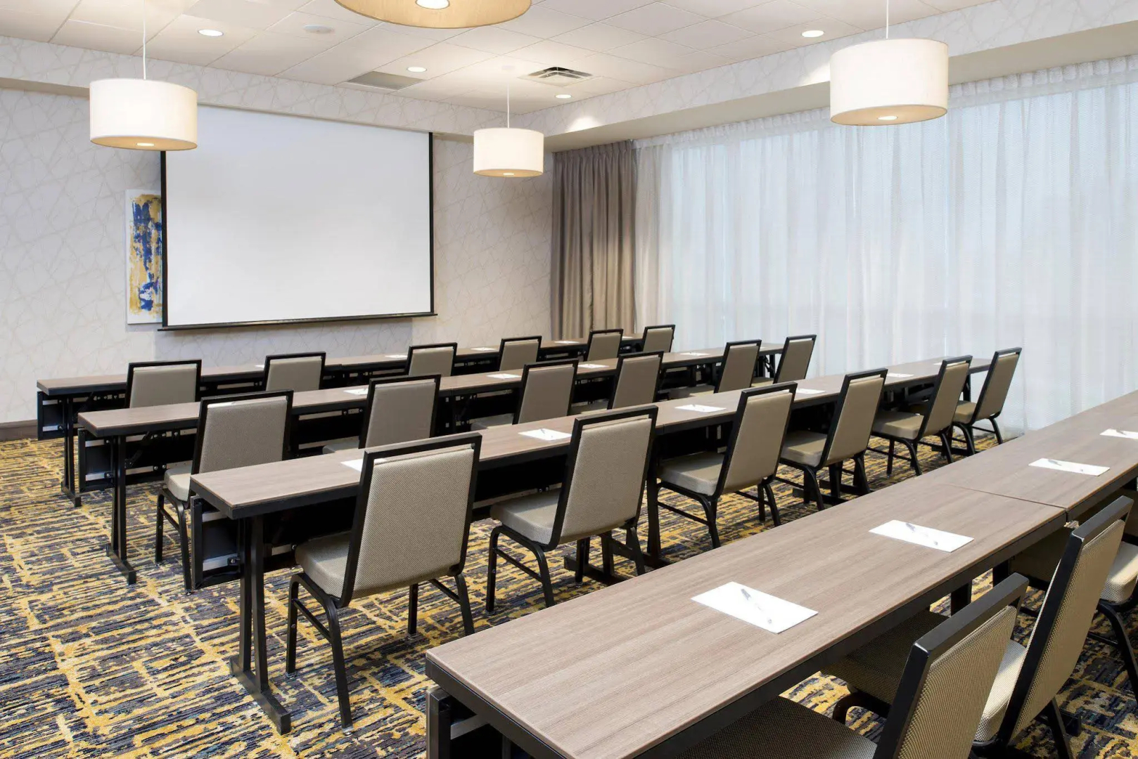 Hampton Inn & Suites Grand Rapids Downtown