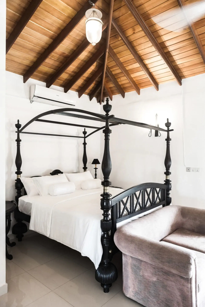 Villa White Queen Resort & Spa