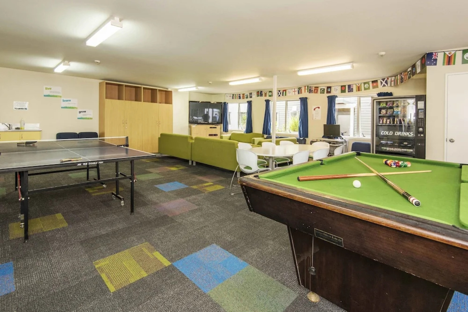 Campus Summer Stays - Akoranga Village