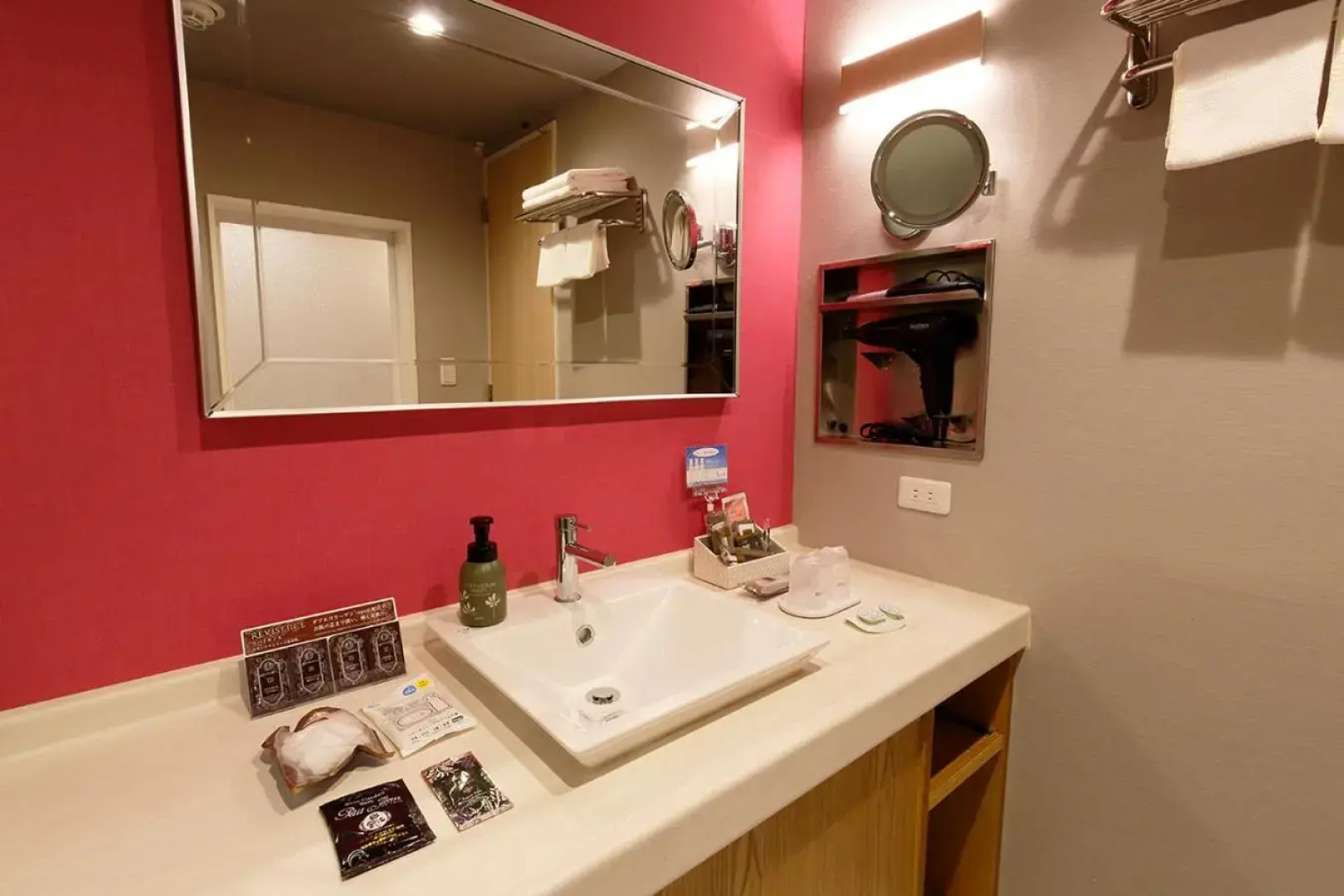 Think・Hotel・Think