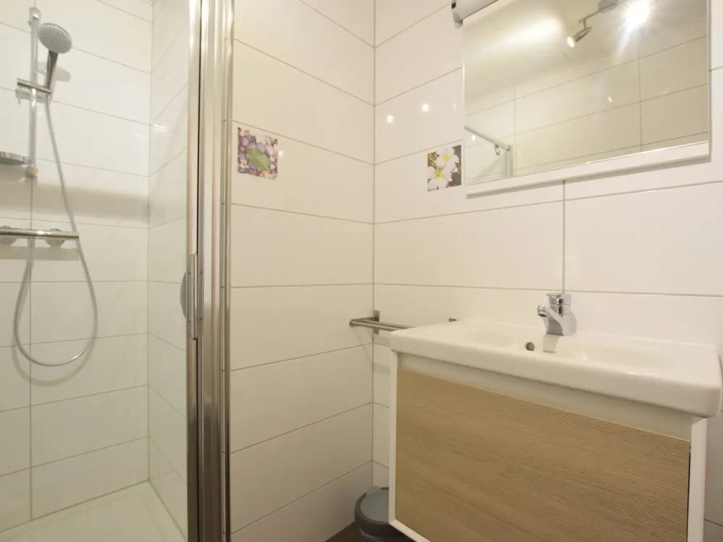 Lavish Holiday Home in Chassepierre With Terrace