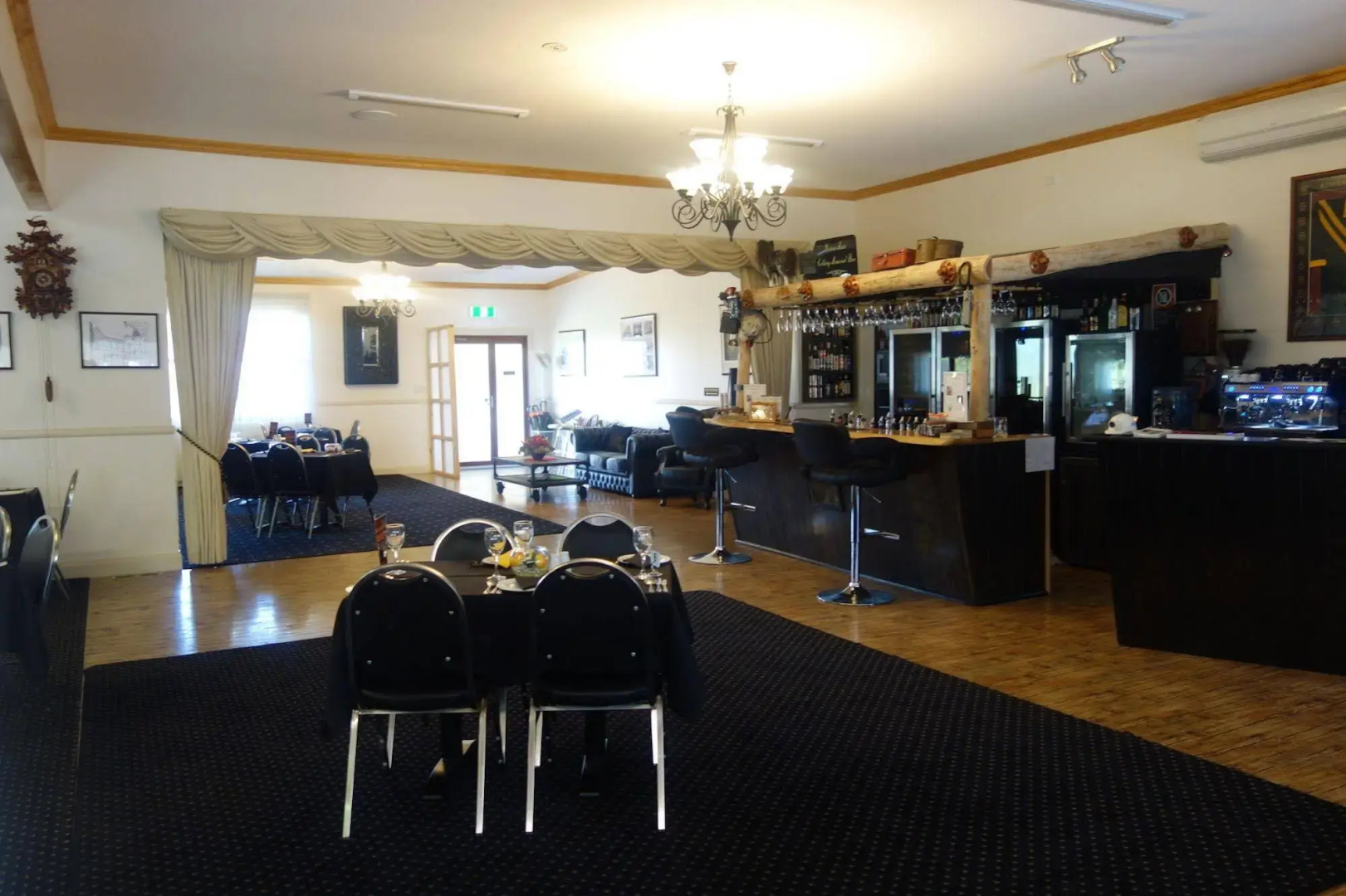 Black Gold Motel