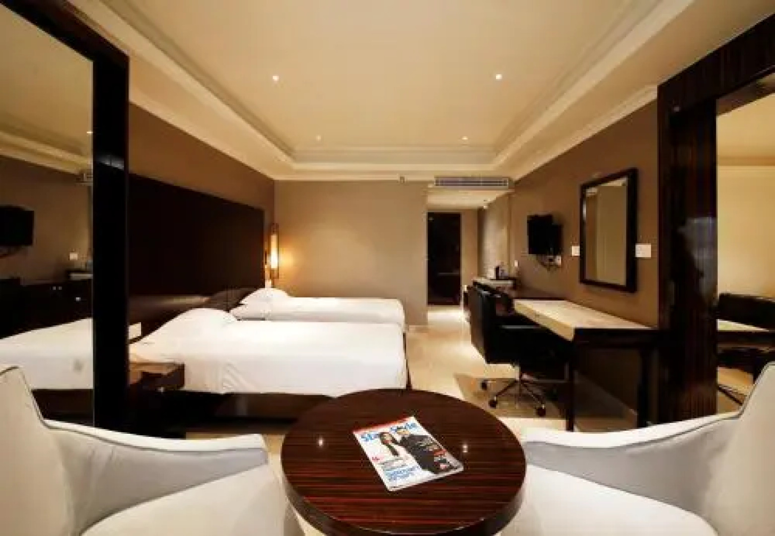 Hotel Park Residency