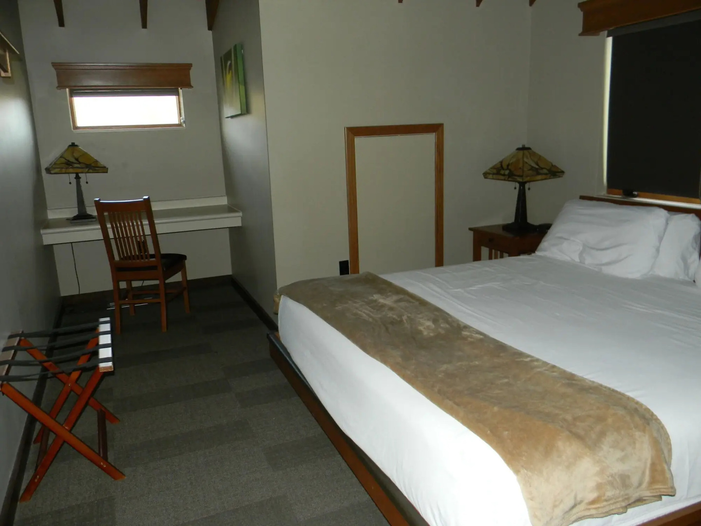 Echo Bluff State Park