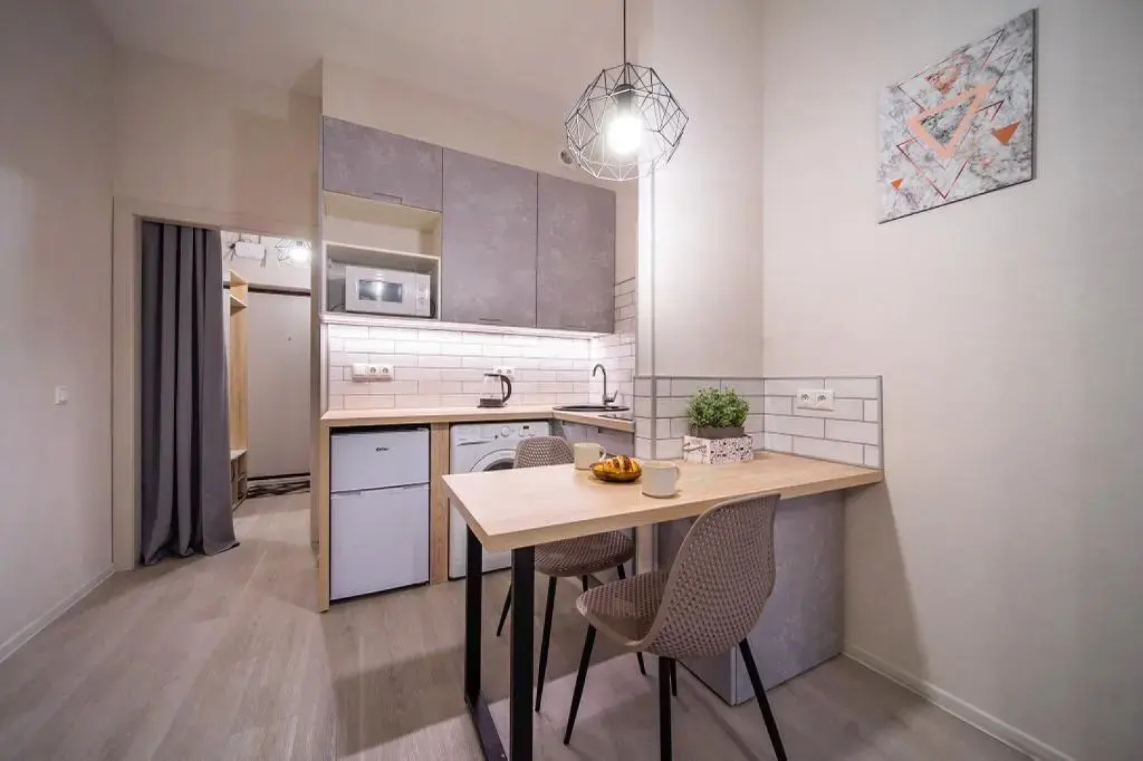 Апартамены на ​проспекте Московский 183-185 литер Б