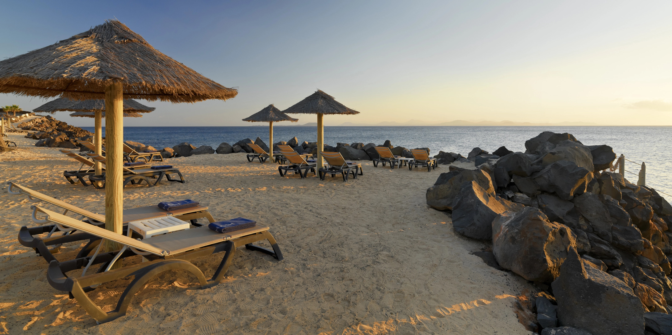 H10 Timanfaya Palace