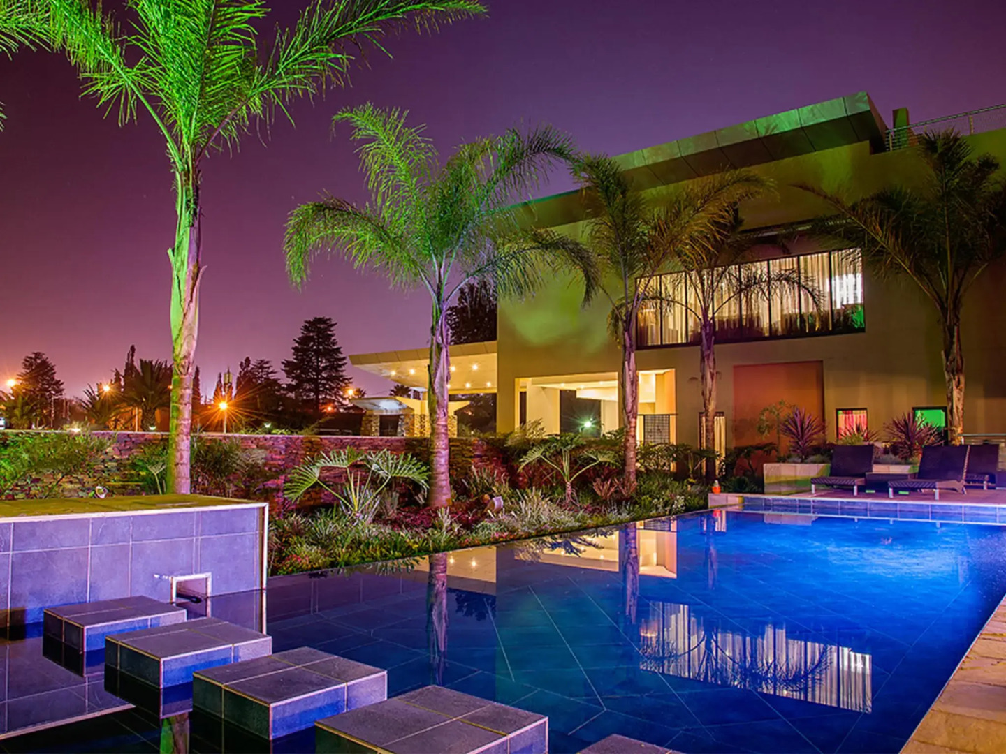 Premier Hotel OR Tambo