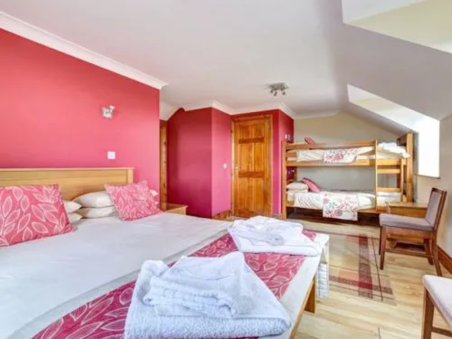 House Y Beudy Leontica