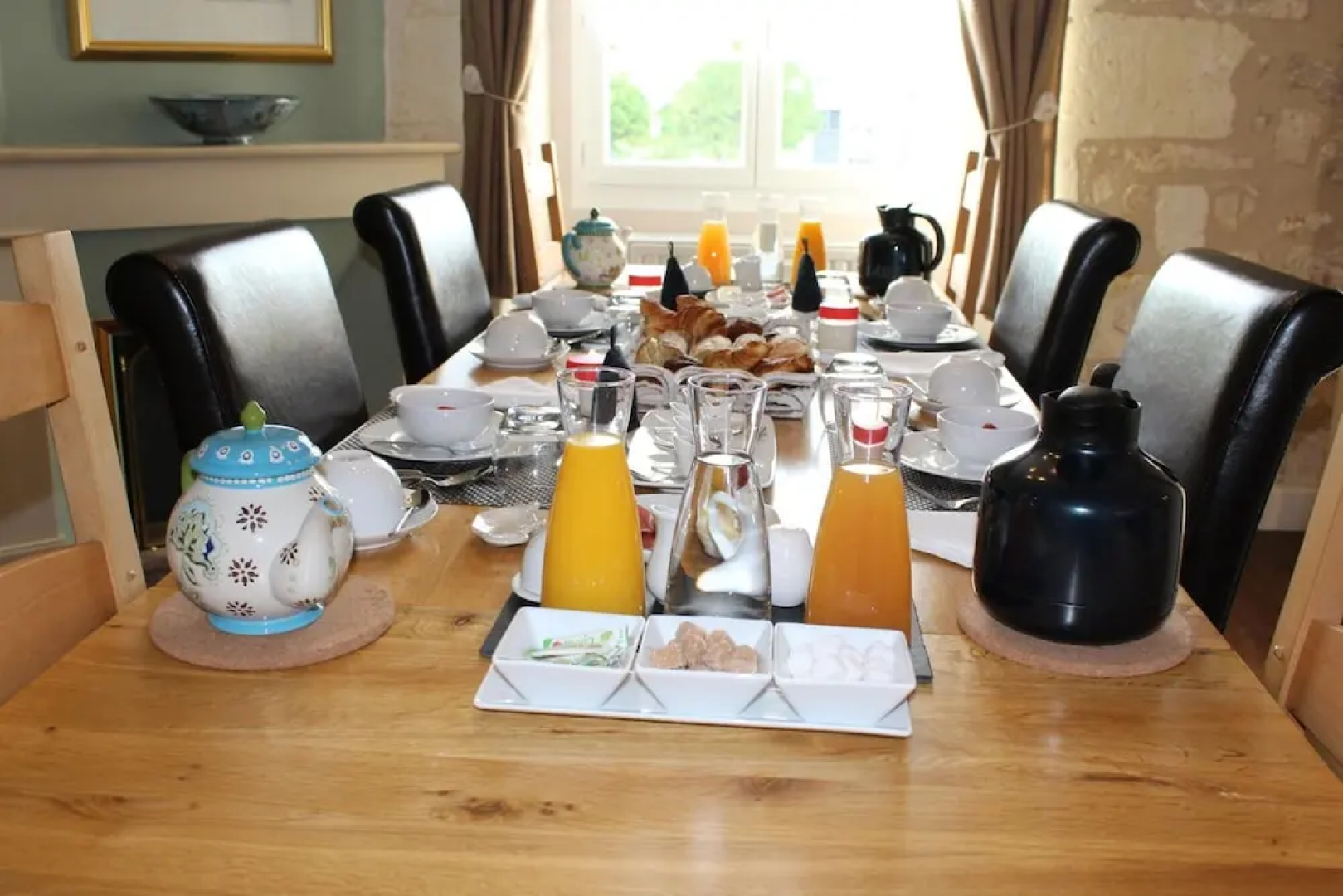 Le Patio Chambres et Table dHotes