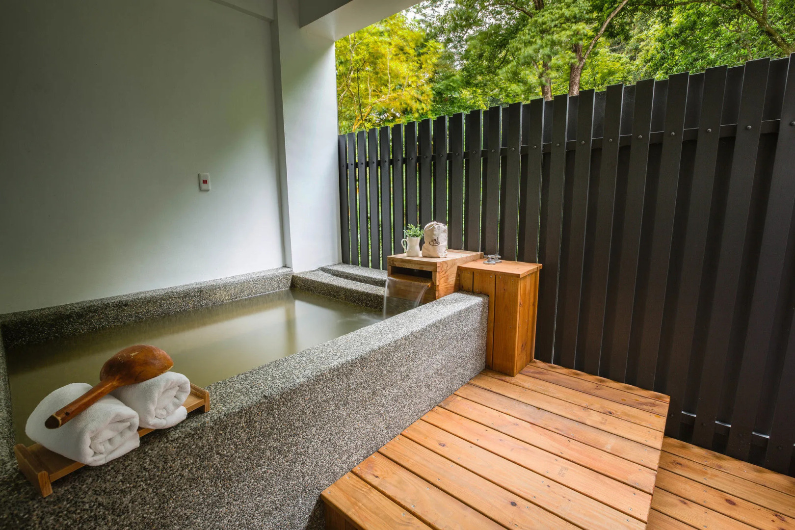 Ruisui Sunshine Hot Spring B&B