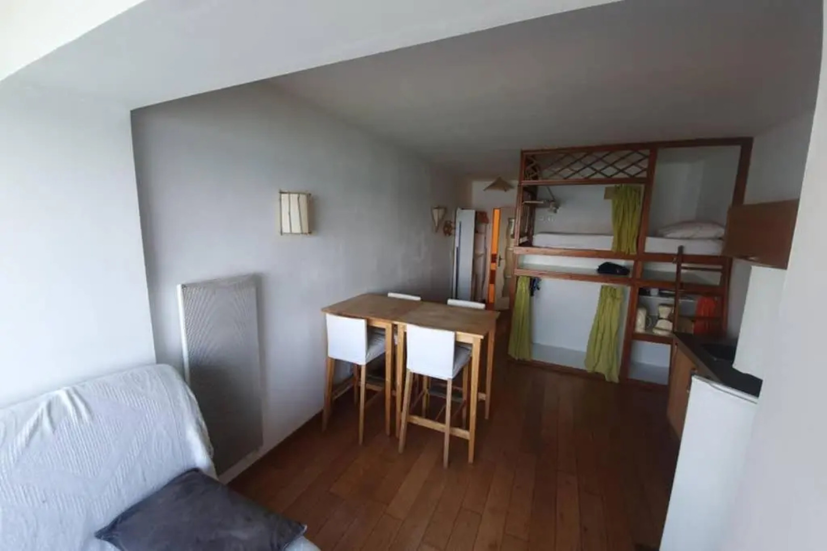 Miramare appartement pieds dans l eau vue mer féerique 180° féerique