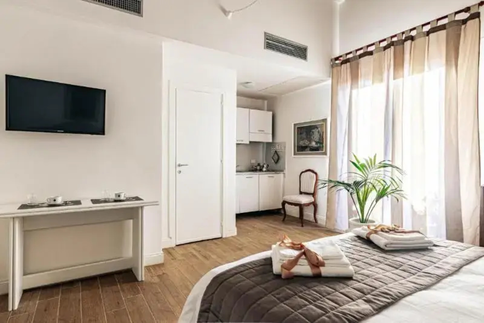 Giulio Cesare 14, Residence